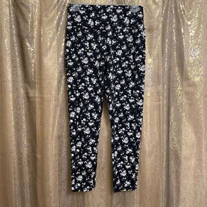 PINK Victorias Secret Black White Purple Ultimate Leggings, Medium